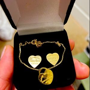 18K gold earrings set